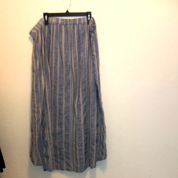 a.n.a. A New Approach Asymmetrical Skirt Size 2X - Picture 3 of 5